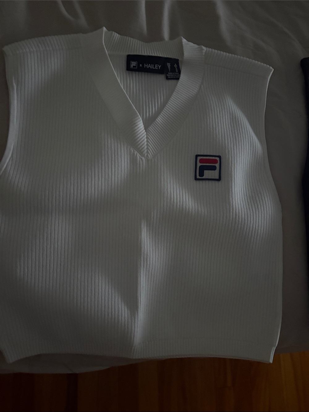 Fila White Ribbed V-Neck Logo Sweater Vest